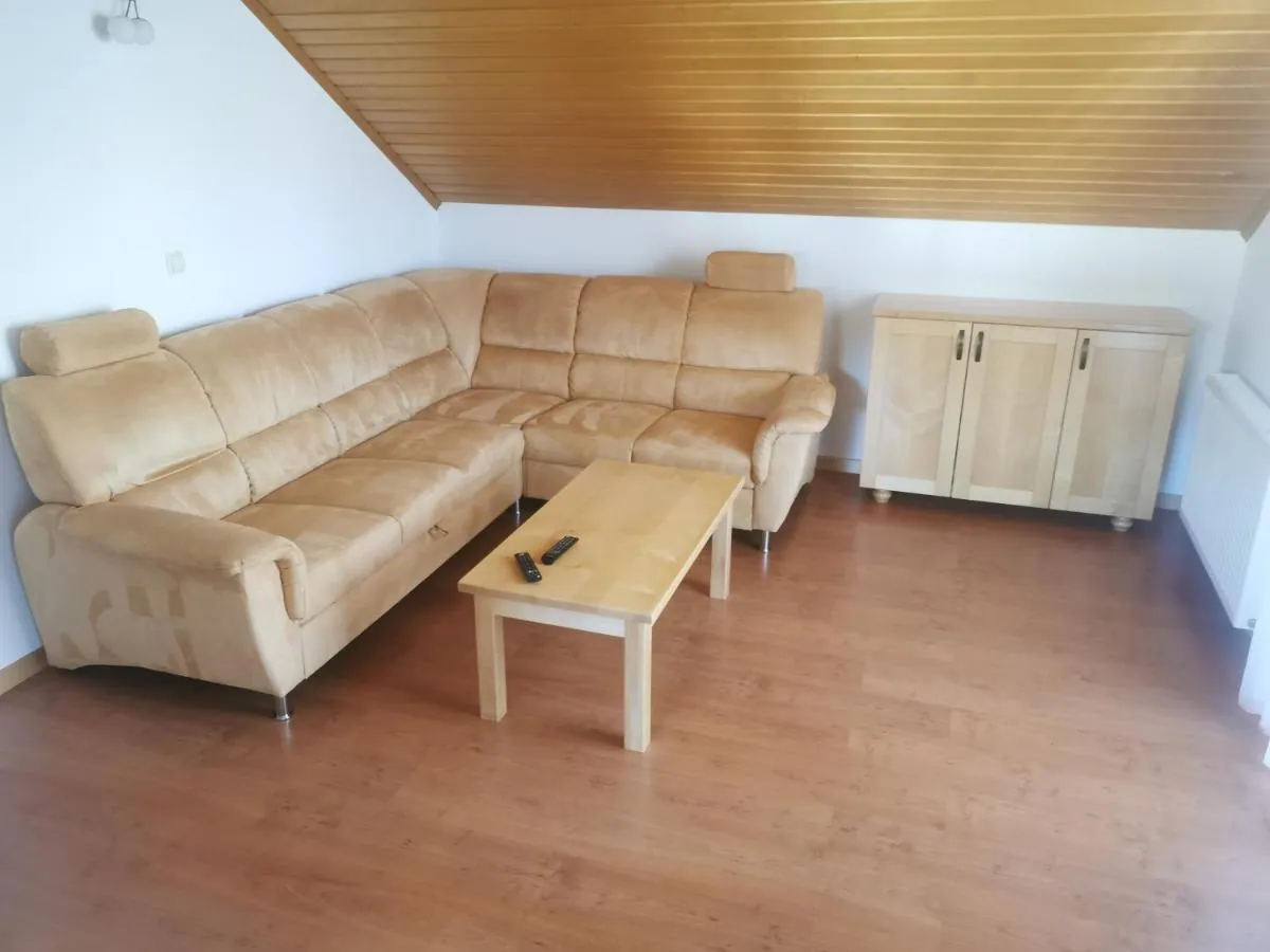 Apartma s pogledom na gore na turistični kmetiji Ramšak