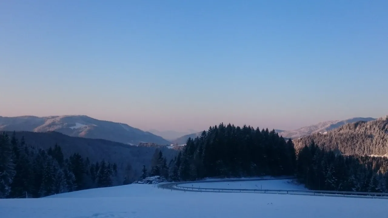 Smučanje na Rogli